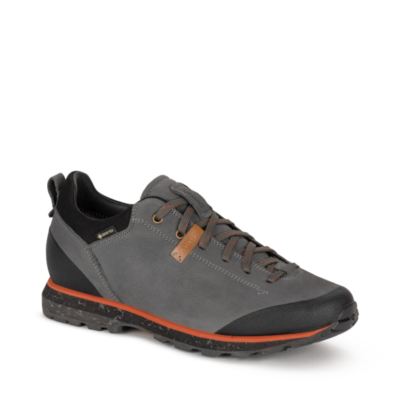 View the AKU Bellamont IV Suede GTX online at AKU